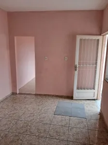 Casa com 1 Quarto para alugar, 40m² no Olaria, Rio de Janeiro