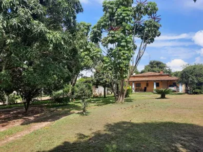Fazenda/Sítio com 3 Quartos à venda, 1212m² no Village Campinas, Campinas