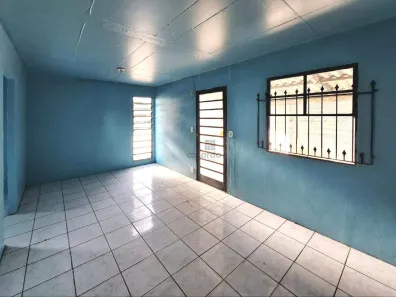 Casa com 2 Quartos para alugar, 116m² no Tancredo Neves, Santa Maria