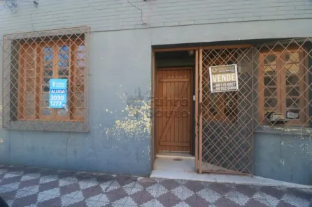 Casa com 4 Quartos para alugar, 140m² no Centro, Pelotas