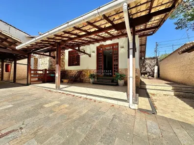 Casa com 5 Quartos à venda, 304m² no Itapoã, Belo Horizonte
