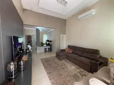 Casa com 3 Quartos à venda, 181m² no Jardim Inconfidência, Uberlândia