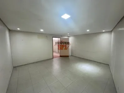 Imóvel Comercial com 3 Quartos para alugar, 150m² no Água Branca, São Paulo
