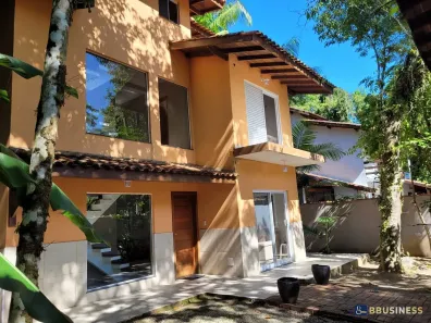 Sobrado com 3 Quartos à venda, 400m² no Bairro de Camburi, São Sebastião