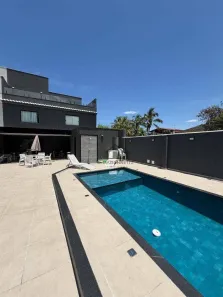 Casa com 5 Quartos à venda, 250m² no Camboinhas, Niterói