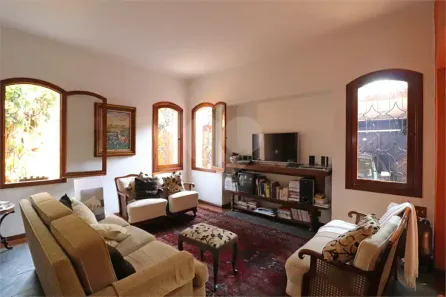 Sobrado com 3 Quartos à venda, 280m² no Sumaré, São Paulo