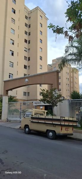 Apartamento com 2 quartos — Santa Mônica, Belo Horizonte