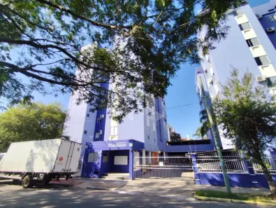 Apartamento com 3 Quartos para alugar, 76m² no Patronato, Santa Maria