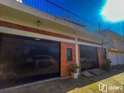 Casa com 3 Quartos à venda, 233m² no Vila Nova, Porto Alegre