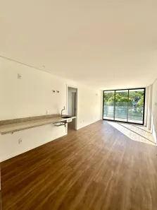 Apartamento com 2 Quartos à venda, 75m² no Itaipava, Petrópolis