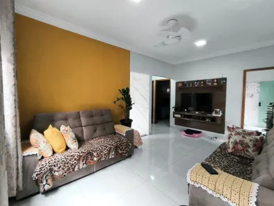 Casa com 3 Quartos à venda, 70m² no Conjunto Café, Londrina