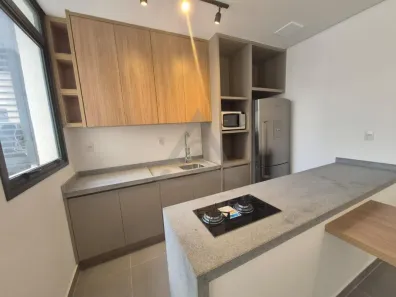 Apartamento com 1 Quarto para alugar, 46m² no Cambuí, Campinas