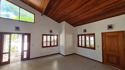 Casa de Condomínio com 3 Quartos à venda, 370m² no Vila Lisboa, Carapicuíba