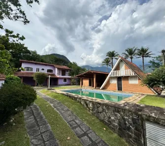 Casa com 4 Quartos à venda, 300m² no Várzea Alegre, Guapimirim