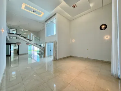 Sobrado com 5 Quartos à venda, 330m² no Jardins Milão, Goiânia
