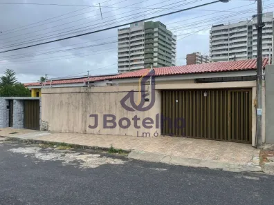 Casa com 3 Quartos à venda, 448m² no Pici, Fortaleza