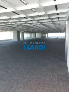 Ponto Comercial para venda ou aluguel, 2844m² no Jardim São Luís, São Paulo