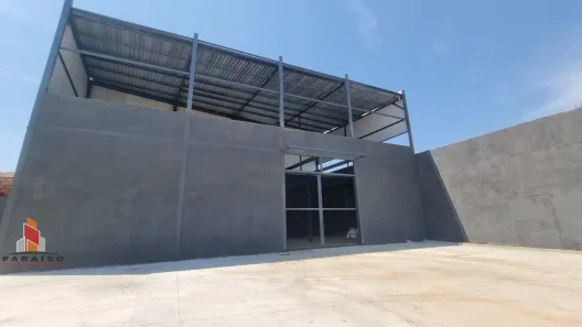 Galpão/Depósito/Armazém para alugar, 300m² no Umuarama, Uberlândia