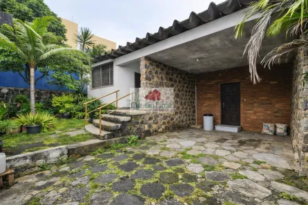 Casa com 3 Quartos à venda, 195m² no Vila Laura, Salvador