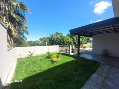 Casa com 3 Quartos à venda, 227m² no Jardim Aeroporto, Marília