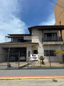 Casa com 1 Quarto para alugar, 600m² no Centro, Palhoça