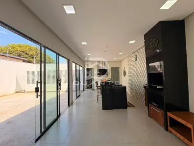 Casa com 3 Quartos à venda, 173m² no Adriana Parque, Anápolis