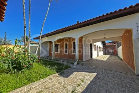 Casa com 3 Quartos à venda, 130m² no Cidade Nova Peruíbe, Peruíbe