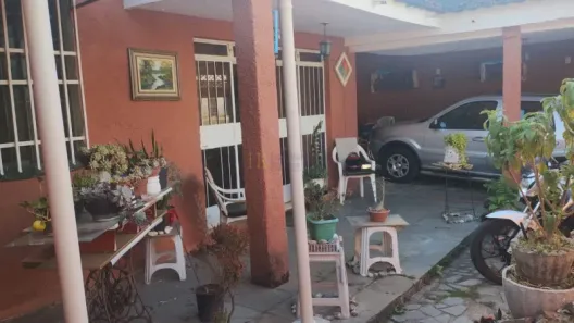 Casa com 3 Quartos à venda, 360m² no Jardim Laguna, Contagem