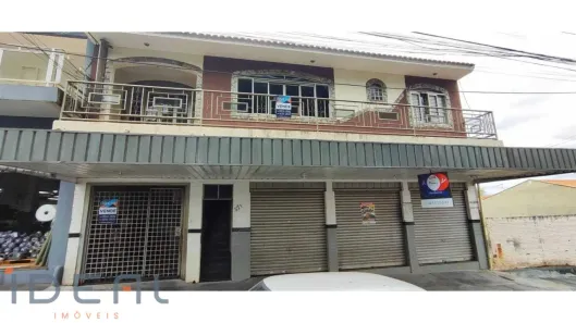 Apartamento com 3 Quartos para alugar, 110m² no Conjunto Habitacional Hermann Moraes Barros, Maringá