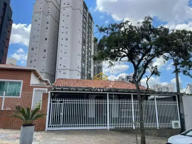 Casa com 3 Quartos para alugar, 224m² no Taquaral, Campinas