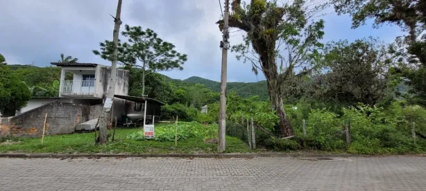Lote/Terreno à venda, 685m² no Enseada do Brito (Ens Brito), Palhoça