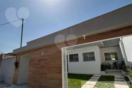 Casa de Condomínio com 2 Quartos à venda, 50m² no Várzea das Moças, São Gonçalo