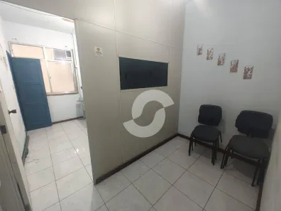 Sala Comercial à venda, 32m² no Centro, Niterói
