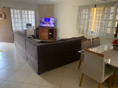 Casa com 4 Quartos à venda, 200m² no Jardim Terras de São João, Jacareí