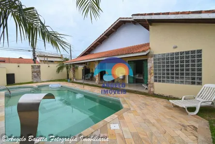 Casa com 3 Quartos à venda, 225m² no Bal Stella Maris, Peruíbe