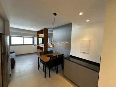 Apartamento com 1 Quarto para alugar, 38m² no Chácara das Pedras, Porto Alegre