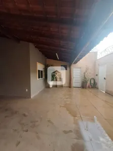 Casa com 4 Quartos à venda, 250m² no Cidade Jardim, Uberlândia