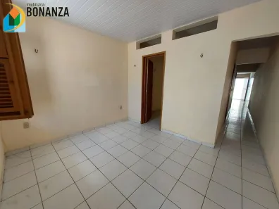 Casa com 2 Quartos para alugar, 70m² no Álvaro Weyne, Fortaleza