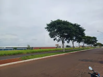 Lote/Terreno à venda, 275m² no Grand Ville, Uberlândia