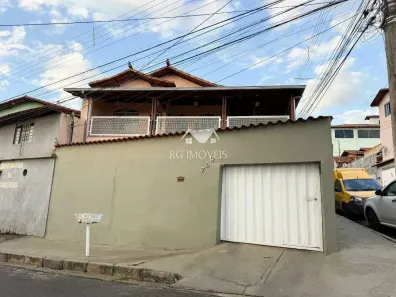 Casa com 4 Quartos à venda, 180m² no Araguaia, Belo Horizonte