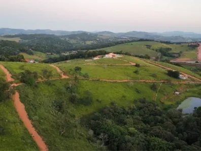 Lote/Terreno à venda, 600m² no Centro, Atibaia