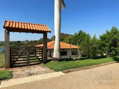 Fazenda/Sítio com 3 Quartos à venda, 161m² no Centro, Alvorada do Sul