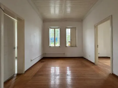 Casa com 3 Quartos para alugar, 222m² no Centro, Pelotas