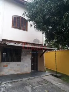 Sobrado com 2 Quartos à venda, 81m² no Martim de Sá, Caraguatatuba