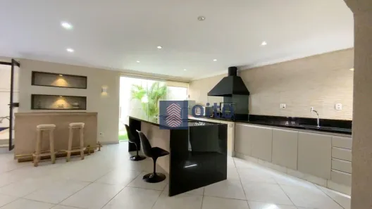 Casa com 4 Quartos à venda, 390m² no Vila Ipojuca, São Paulo