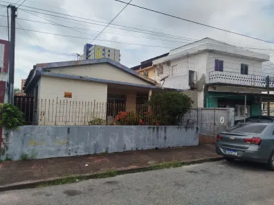 Casa com 3 Quartos à venda, 150m² no José Bonifácio, Fortaleza