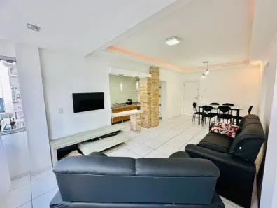 Apartamento com 3 Quartos para alugar, 90m² no Centro, Balneário Camboriú