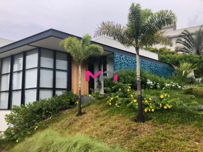 Casa de Condomínio com 3 Quartos à venda, 600m² no Cidade Santos Dumont, Jundiaí