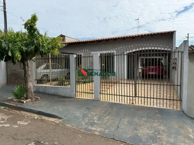 Casa com 3 Quartos para alugar, 252m² no Ricardo, Londrina