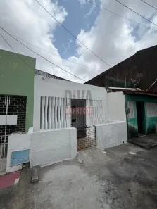 Casa com 2 Quartos para alugar, 100m² no Tauape, Fortaleza